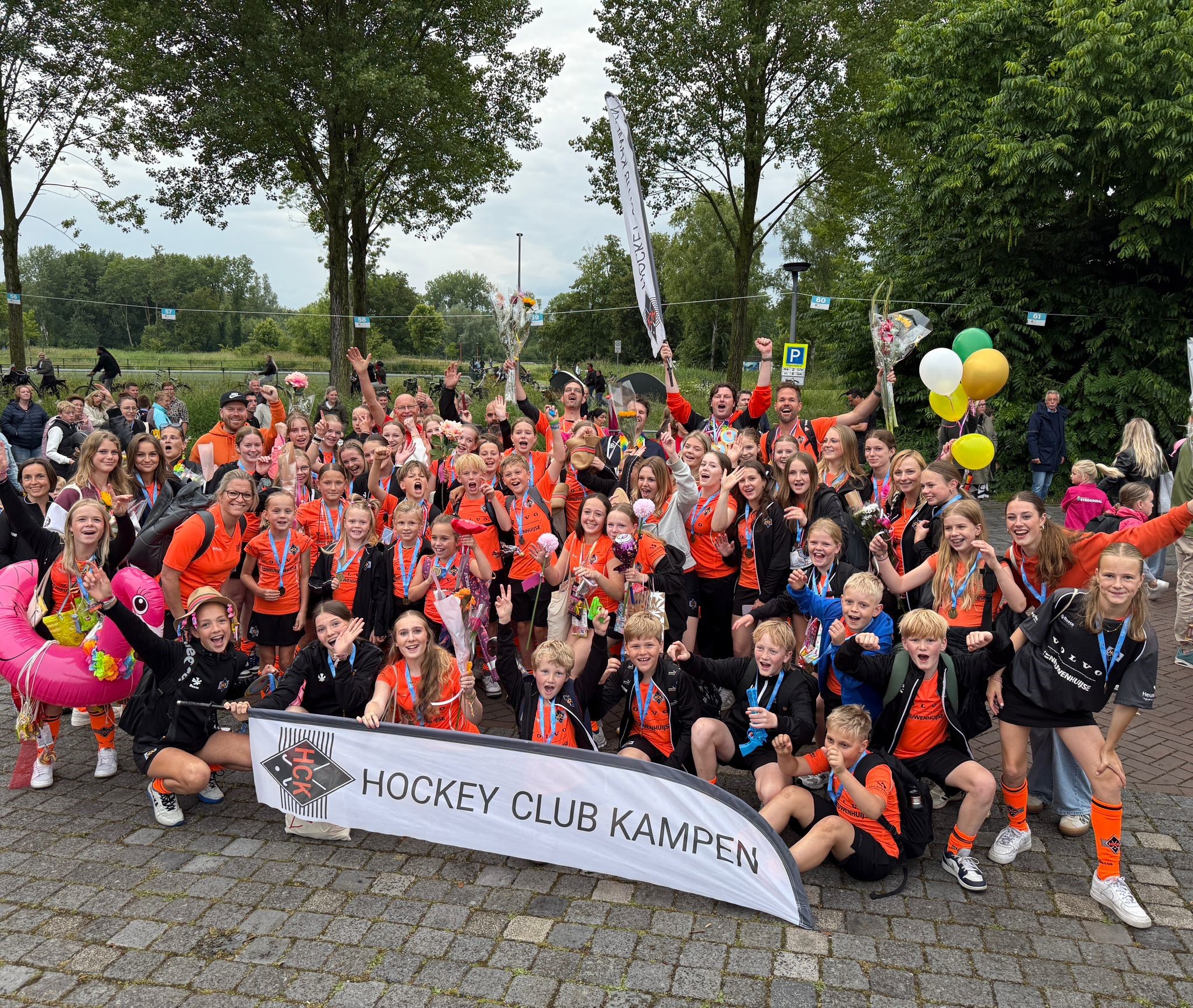 De HCK ploeg tijdens de avondvierdaagse in Kampen De HCK ploeg tijdens de avondvierdaagse in Kampen